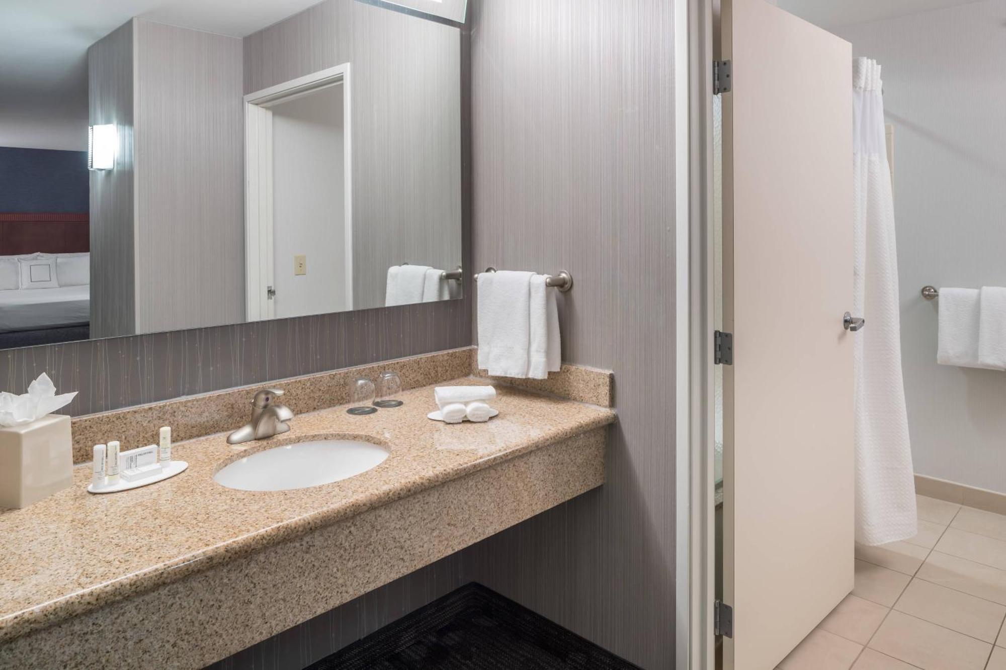 Hotel Courtyard By Marriott West Orange Exteriér fotografie